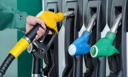 Petrol fiyatları tepetaklak! Motorine büyük indirim