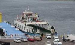 Güney Marmara'da feribot seferlerine fırtına engeli