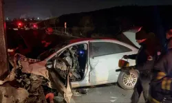 Eskişehir'de feci kaza 190 kilometre hızla direğe çarptı