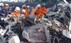 Malezya'da 2 askeri helikopter çarpıştı: 10 ölü