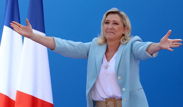 Marine Le Pen 2027'de aday olacak