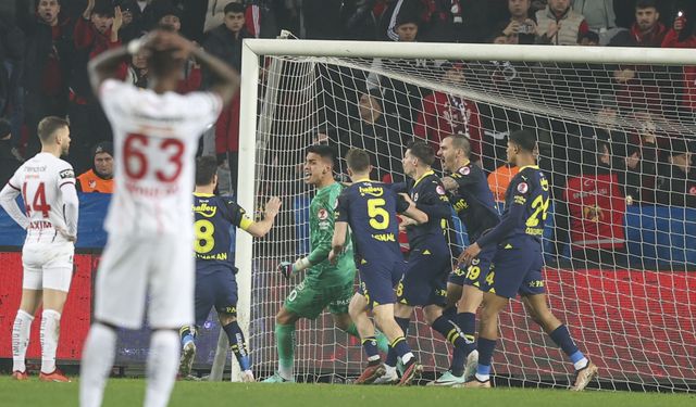 Fenerbahçe, Gaziantep'te 2 golle kazandı çeyrek finale yükseldi