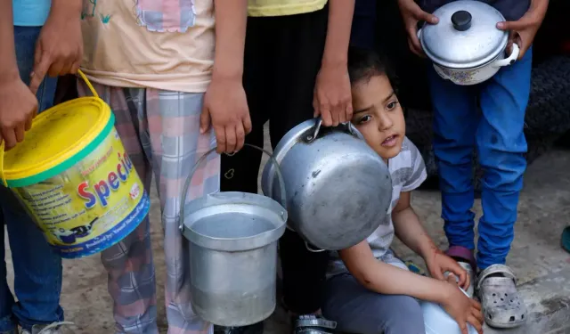 AB Yüksek Temsilcisi Borrell'den İsrail'in Gazze'de neden olduğu yıkıma tepki: Çocuklar açlıktan ölüyor