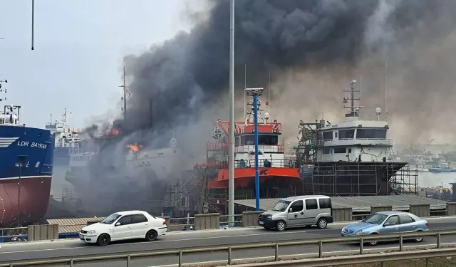 Ordu'da limanda tekne yangını